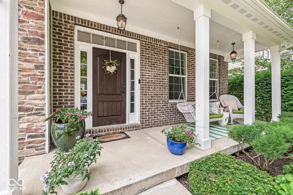 6199 Edenshall LN, Noblesville, IN 46062
