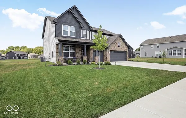 4228 Brocket DR, Greenwood, IN 46143