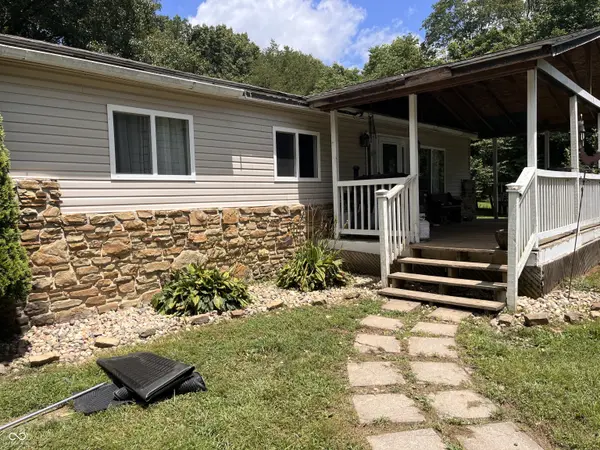 162 W Robertson, Morgantown, IN 46160