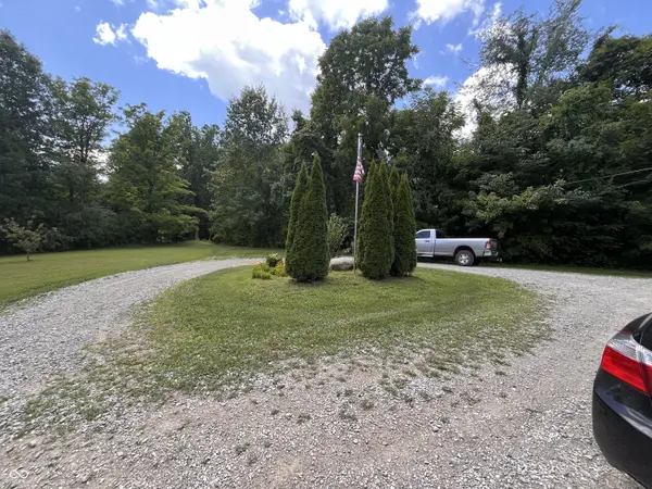 162 W Robertson, Morgantown, IN 46160