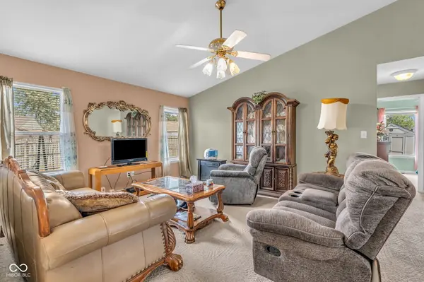 1171 Autumn DR, Mooresville, IN 46158