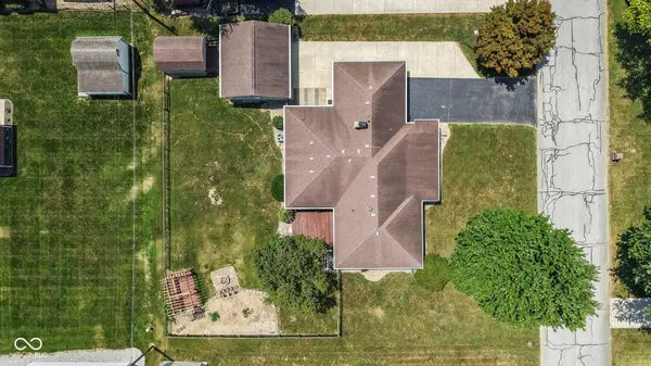 885 Broadway North DR, Plainfield, IN 46168