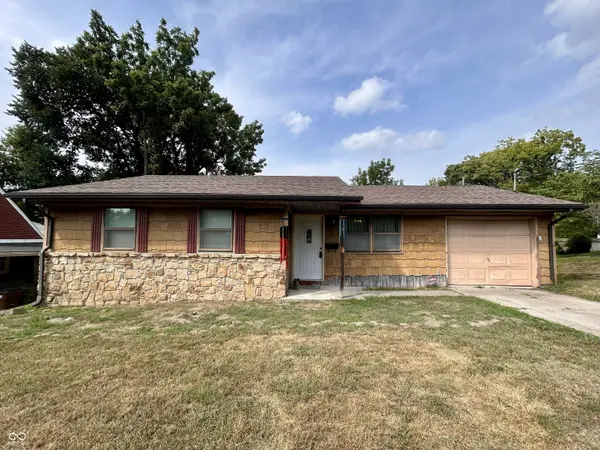 1009 W Walnut, Brownstown, IN 47220