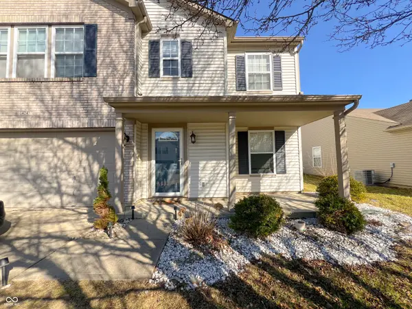 14243 Holly Berry CIR, Fishers, IN 46038
