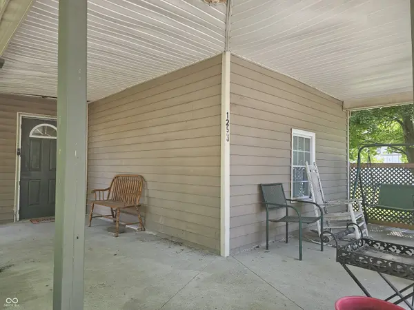 1253 Congress ST, Middletown, IN 47356
