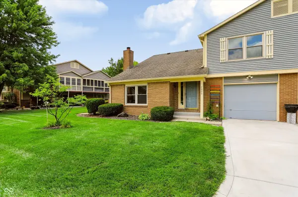 7606 Farm View CIR E, Indianapolis, IN 46256