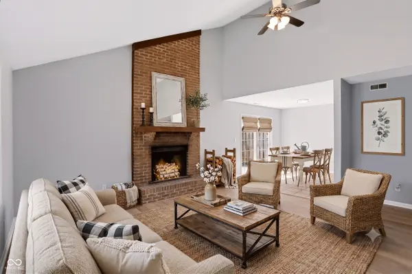 7606 Farm View CIR E, Indianapolis, IN 46256