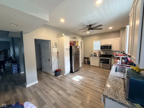 328 S Grand AVE, Indianapolis, IN 46219