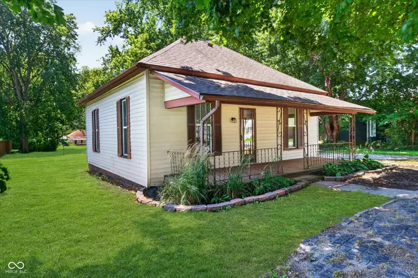 203 W Union ST, Waynetown, IN 47990