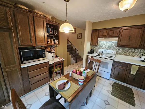 7534 Carolling WAY, Indianapolis, IN 46237