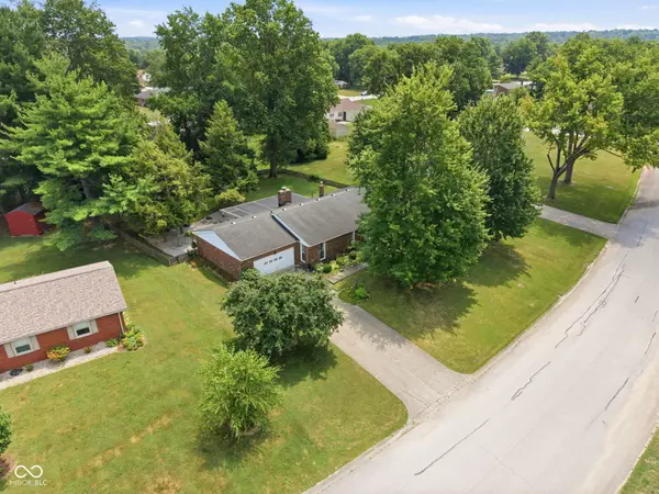 2025 Fairway DR, Greencastle, IN 46135
