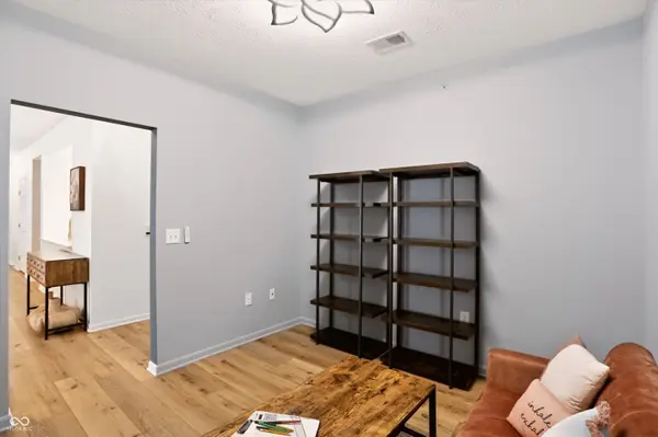 5003 Amber Creek PL #208, Indianapolis, IN 46237