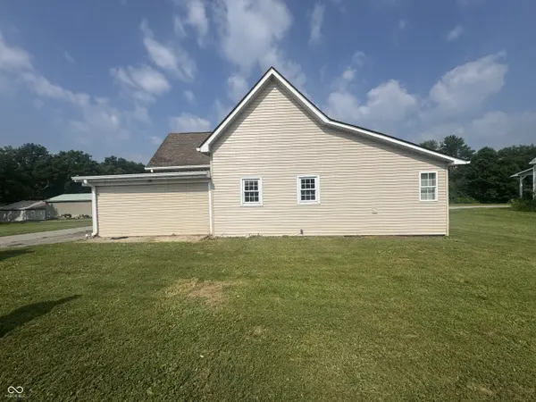 308 S Range ST, Westport, IN 47283