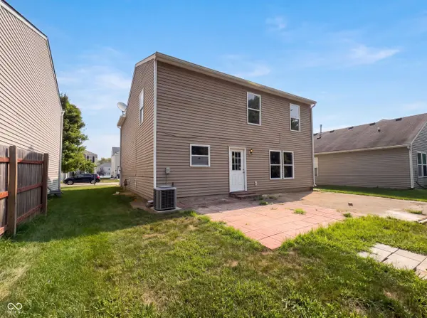 953 Balto DR, Shelbyville, IN 46176