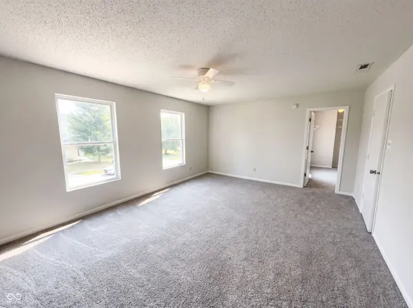 953 Balto DR, Shelbyville, IN 46176