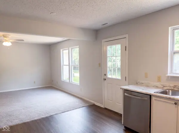 953 Balto DR, Shelbyville, IN 46176