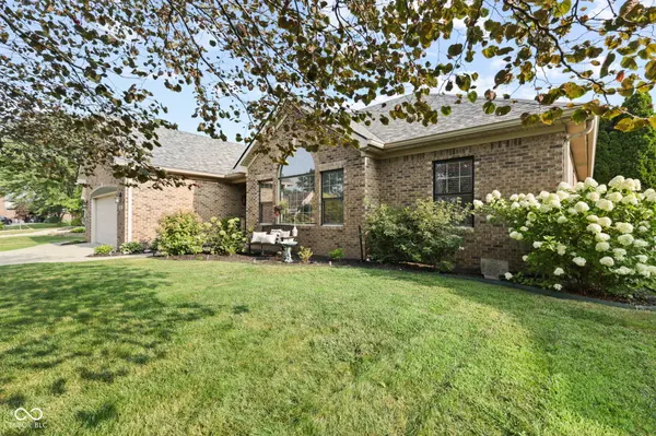 1682 Decourcy CT, Franklin, IN 46131
