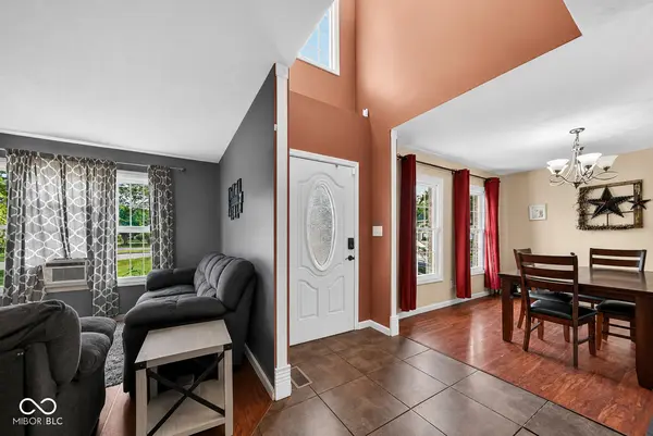 3350 Betty Jean LN, Terre Haute, IN 47805