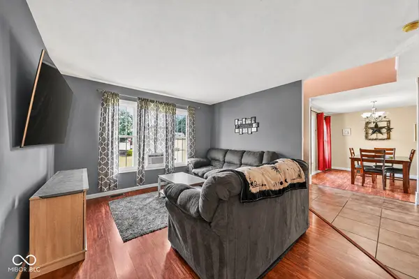 3350 Betty Jean LN, Terre Haute, IN 47805
