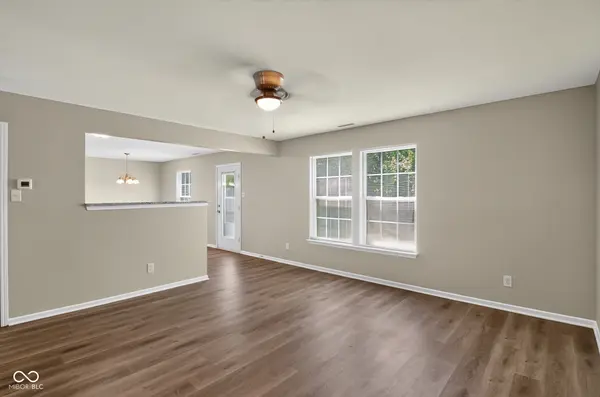 1191 N Aberdeen DR, Franklin, IN 46131