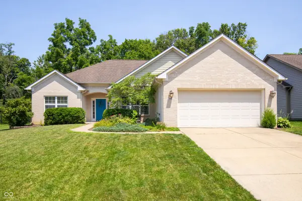 38 Golden Tree LN, Indianapolis, IN 46227