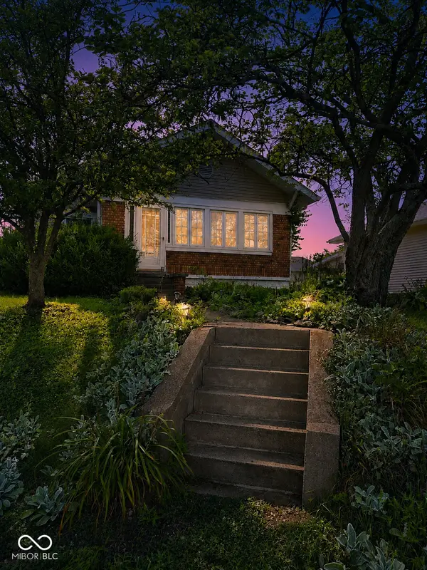3915 Washington AVE, Bedford, IN 47421