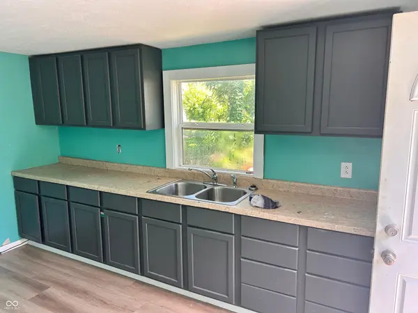 2208 S Waldemere AVE, Muncie, IN 47302