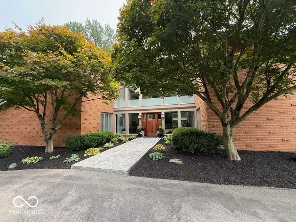9009 Shetland CT, Indianapolis, IN 46278