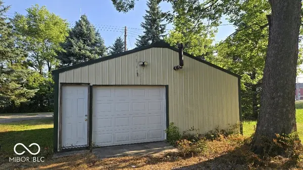 1602 S D ST, Elwood, IN 46036