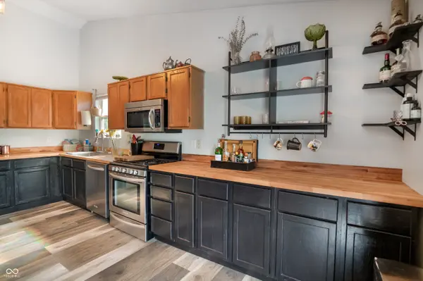 10121 Cornith WAY, Avon, IN 46123