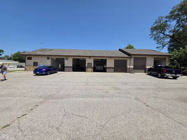 351 S Mapleton ST #A, Columbus, IN 47201