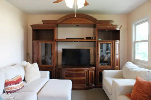 321 Vicksburg LN, West Lafayette, IN 47906