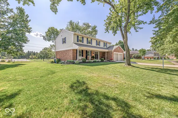 8223 Picadilly LN, Indianapolis, IN 46256