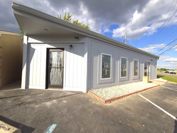 9836 Pendleton PIKE, Indianapolis, IN 46236