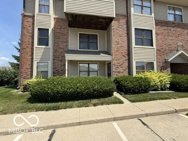 1763 Wellesley LN #1I, Indianapolis, IN 46219