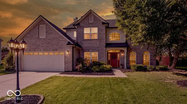 58 E Bloomfield LN, Westfield, IN 46074