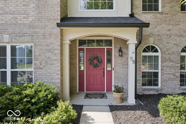 58 E Bloomfield LN, Westfield, IN 46074
