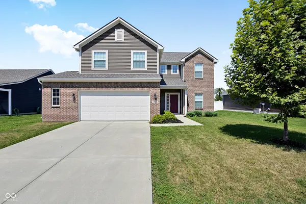 8099 Ambrosia LN, Pendleton, IN 46048
