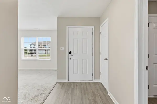 632 N Crystal DR, Fortville, IN 46040