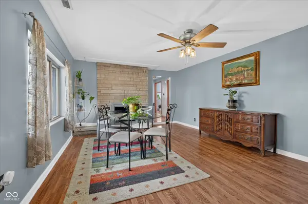 1277 Mount Pleasant East ST, Greenwood, IN 46142