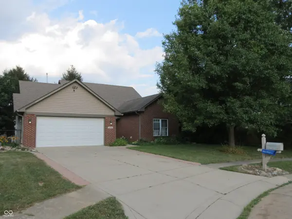 1545 Black Oak CT, Franklin, IN 46131