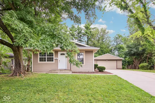 2830 Roberta DR, Indianapolis, IN 46222