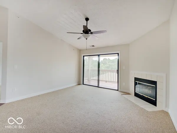 8720 Yardley CT #301, Indianapolis, IN 46268