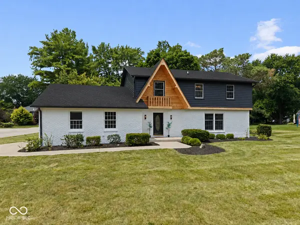 10806 E Lakeshore DR, Carmel, IN 46033