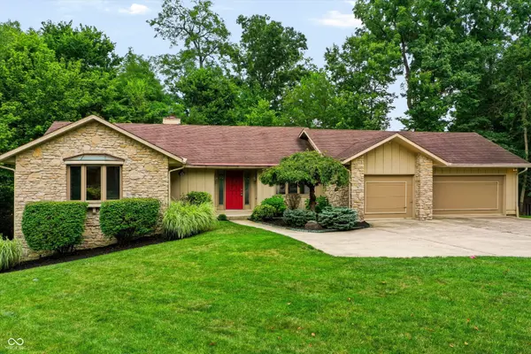 8537 Helmsman CIR, Indianapolis, IN 46256