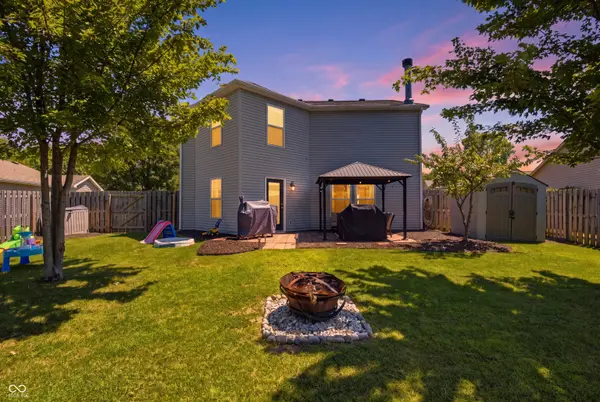 640 Streamside DR, Greenfield, IN 46140