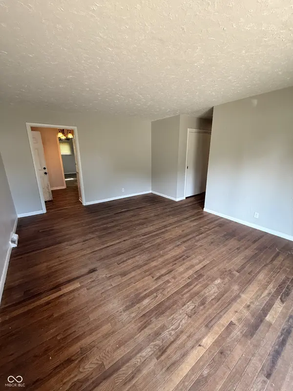 2173 Newcomer LN, Beech Grove, IN 46107