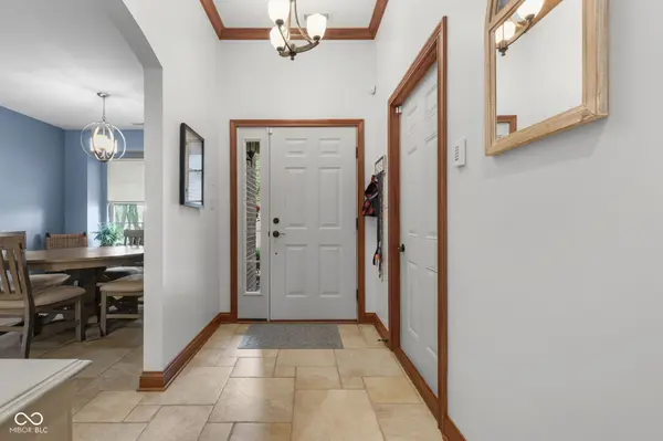 4821 W Harrisburg CT, New Palestine, IN 46163