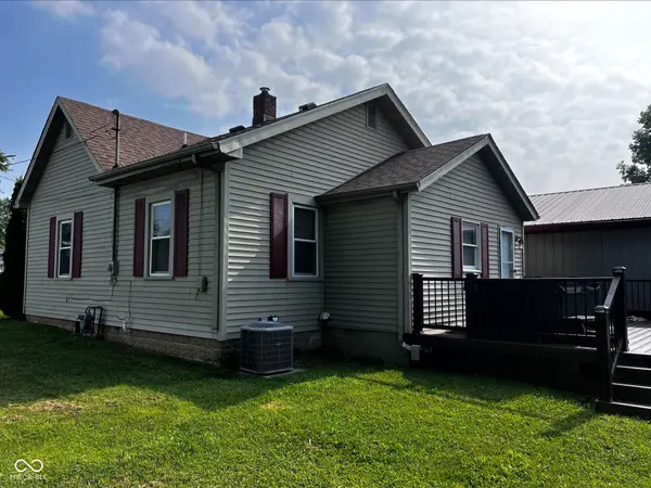 409 W 8th ST, Lapel, IN 46051