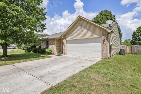 8315 Corinth PL, Indianapolis, IN 46227